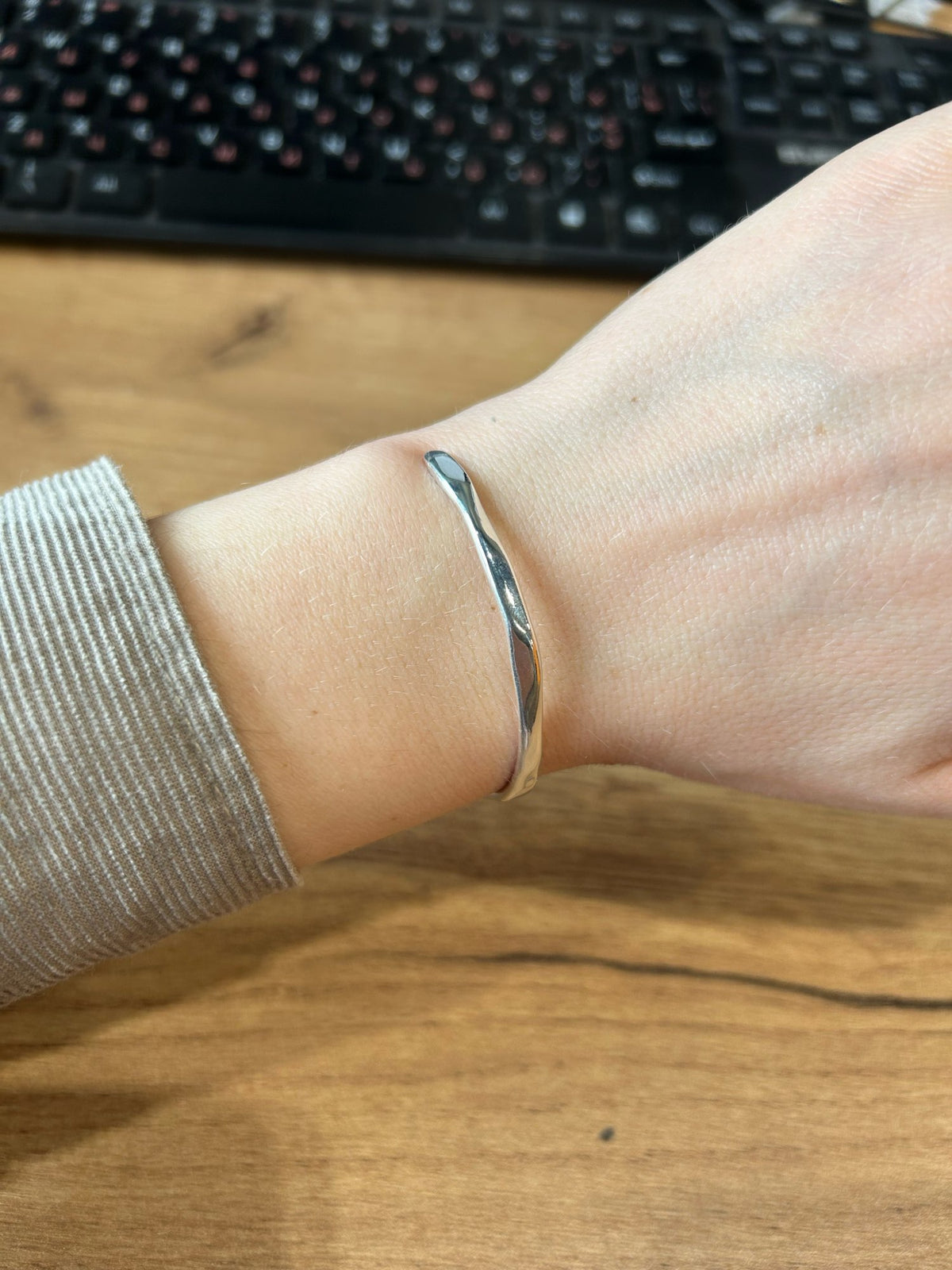 Bracelet for Women New Trend Elegant Vintage Irregular Texture Bangles Girl Party Jewelry Lover Gift
