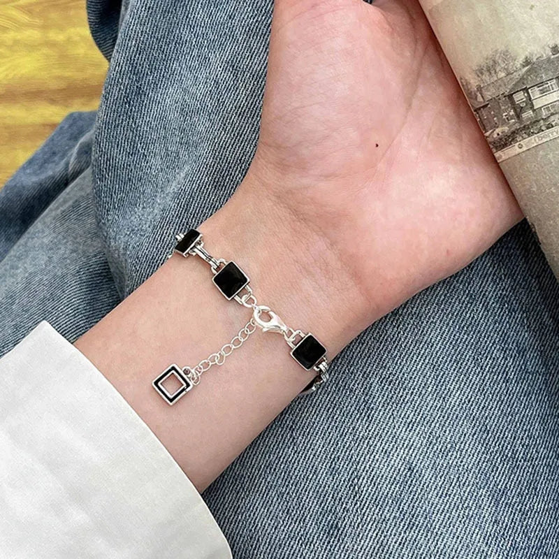 SIMPLE GEMOTERIC  KOREAN DESIGHN BRACLET  BLACK CZ