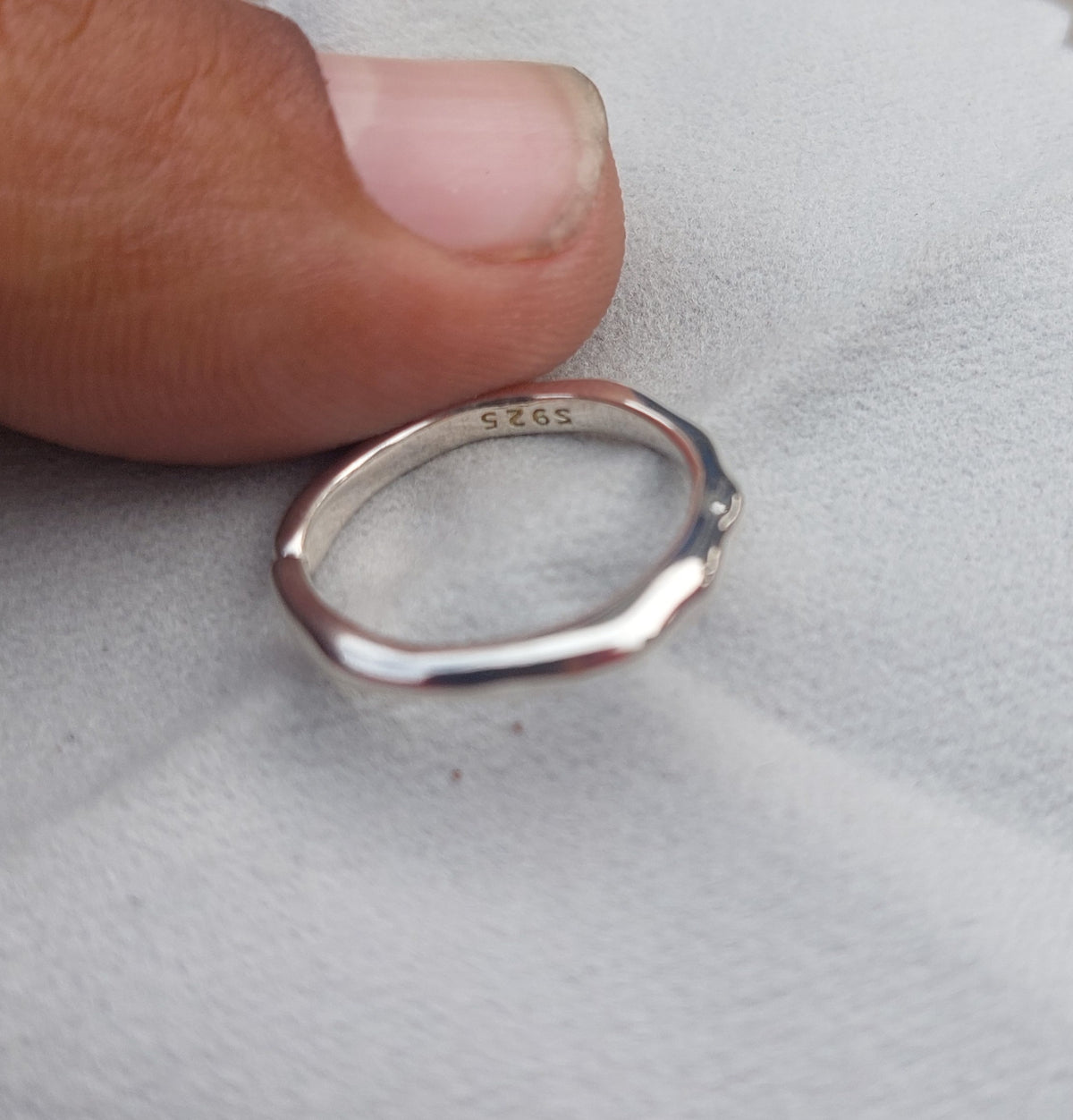 Simple Adjustable Ring – 925 Sterling Silver