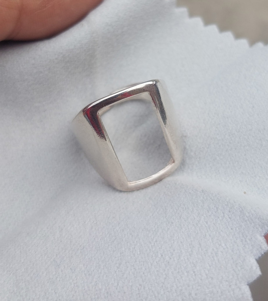 Hollow Design Ring – 925 Sterling Silver