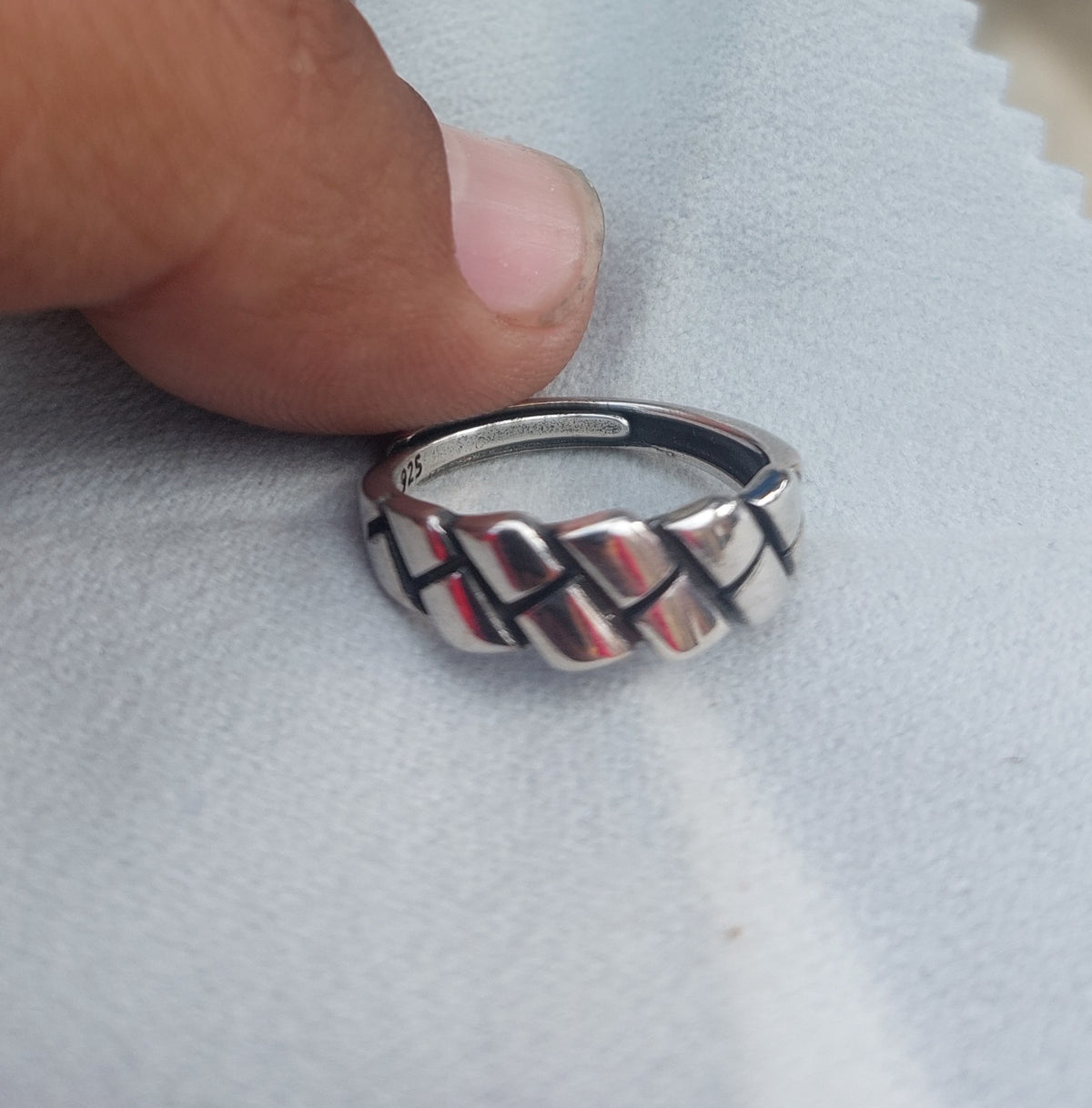Curved Ring Adjustable Size – 925 Sterling Silver