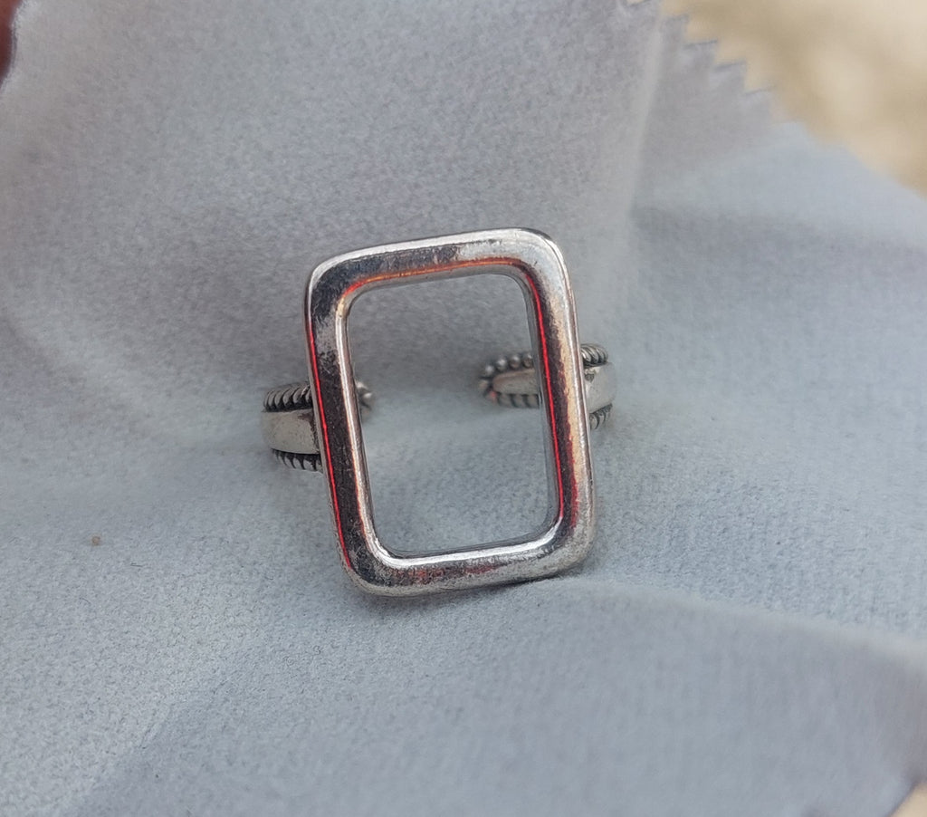 Hollow Ring Adjustable Size – 925 Sterling Silver