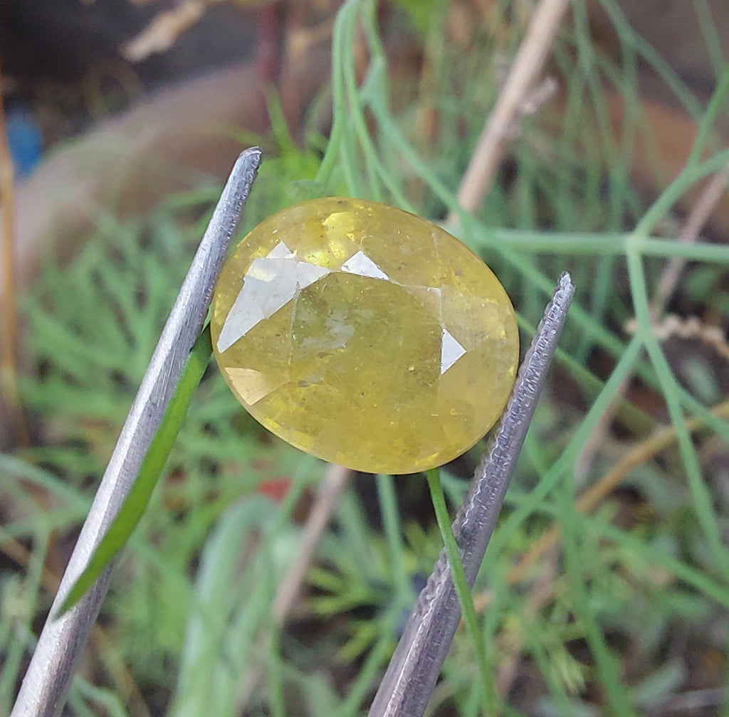 Yellow Sapphire Pukhraj 6 Carat Genuine Gemstone | Certified Natural Pukhraj