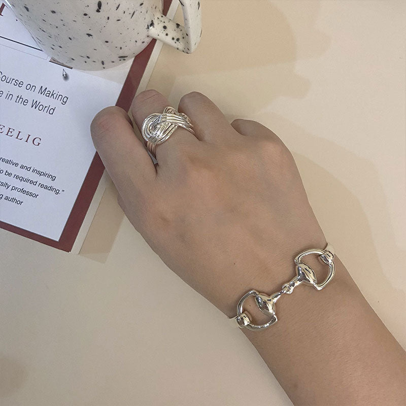 Simple Buckle Bracelets for Women New Trendy Elegant Vintage Hollow Geometric Bangles