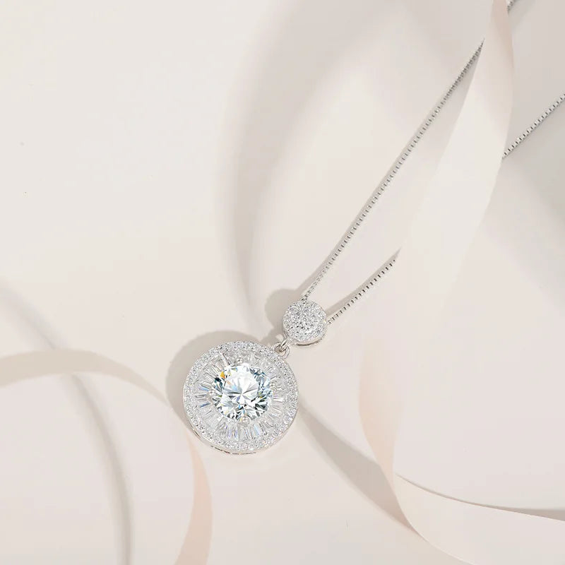 2 carat moissanite  necklace round pendant versatile high-end daily wear