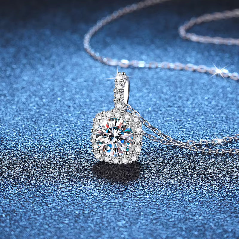 1CT 6.5mm Moissanite Pendant Necklace for Women 925 Sterling Silver D Color Moissanite 45cm Free Necklace Chain dating gift
