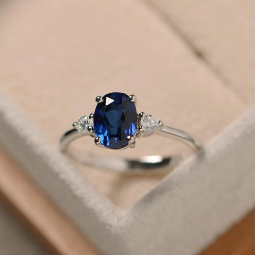 925steling Silver Ring with Sparkling Cubic Zirconia