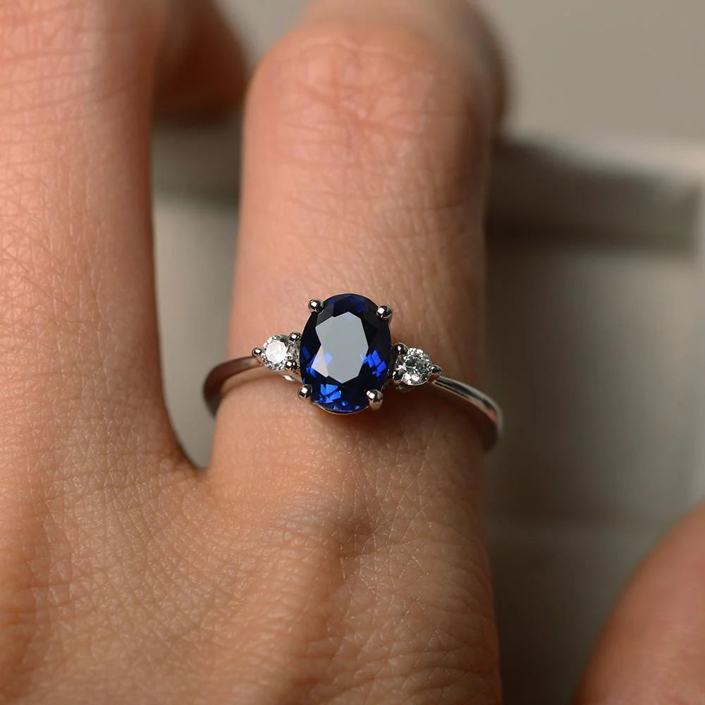 925steling Silver Ring with Sparkling Cubic Zirconia