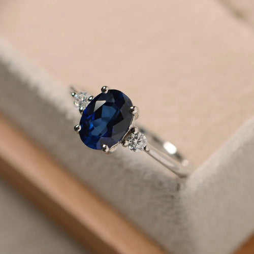 925steling Silver Ring with Sparkling Cubic Zirconia