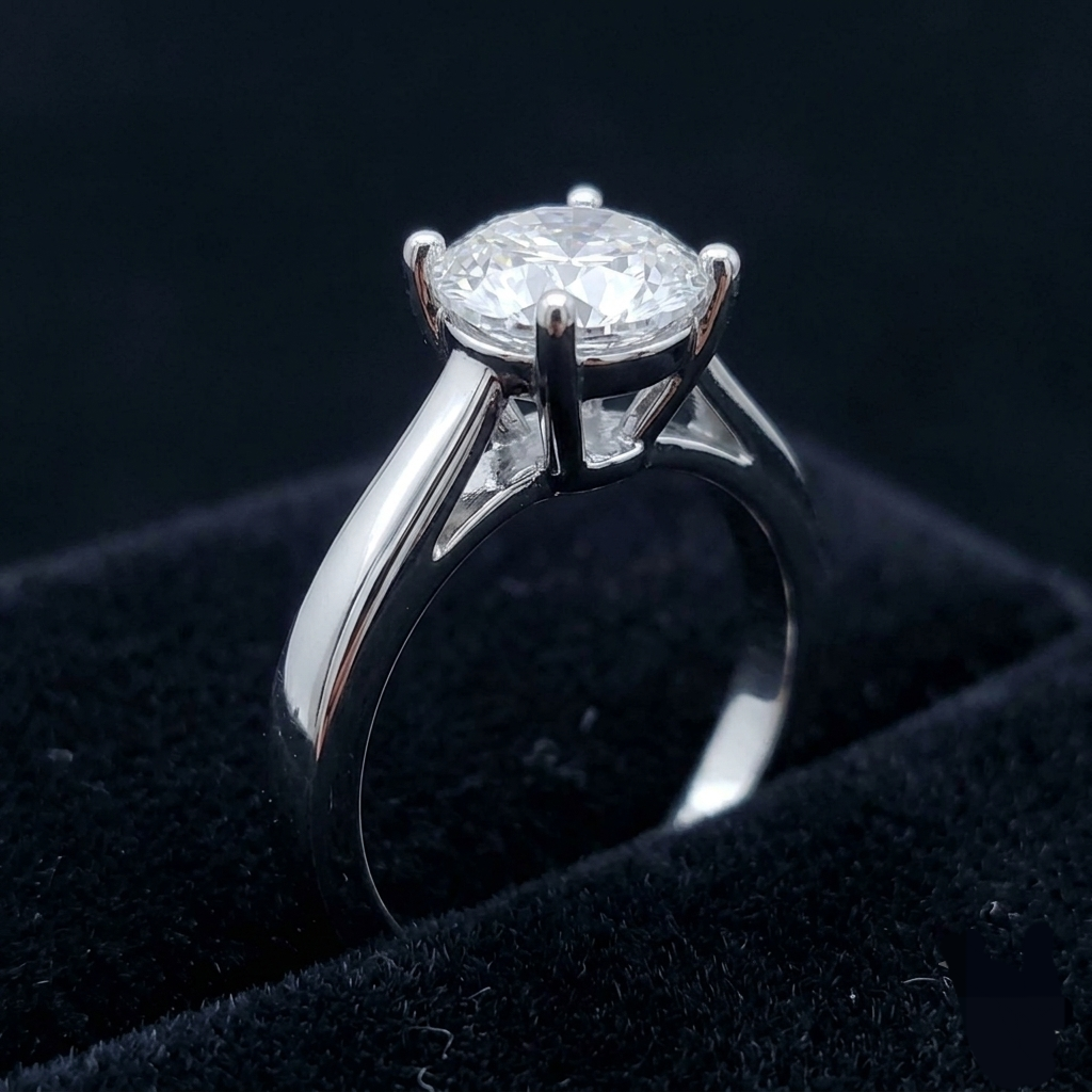Moissanite certified 1-carat