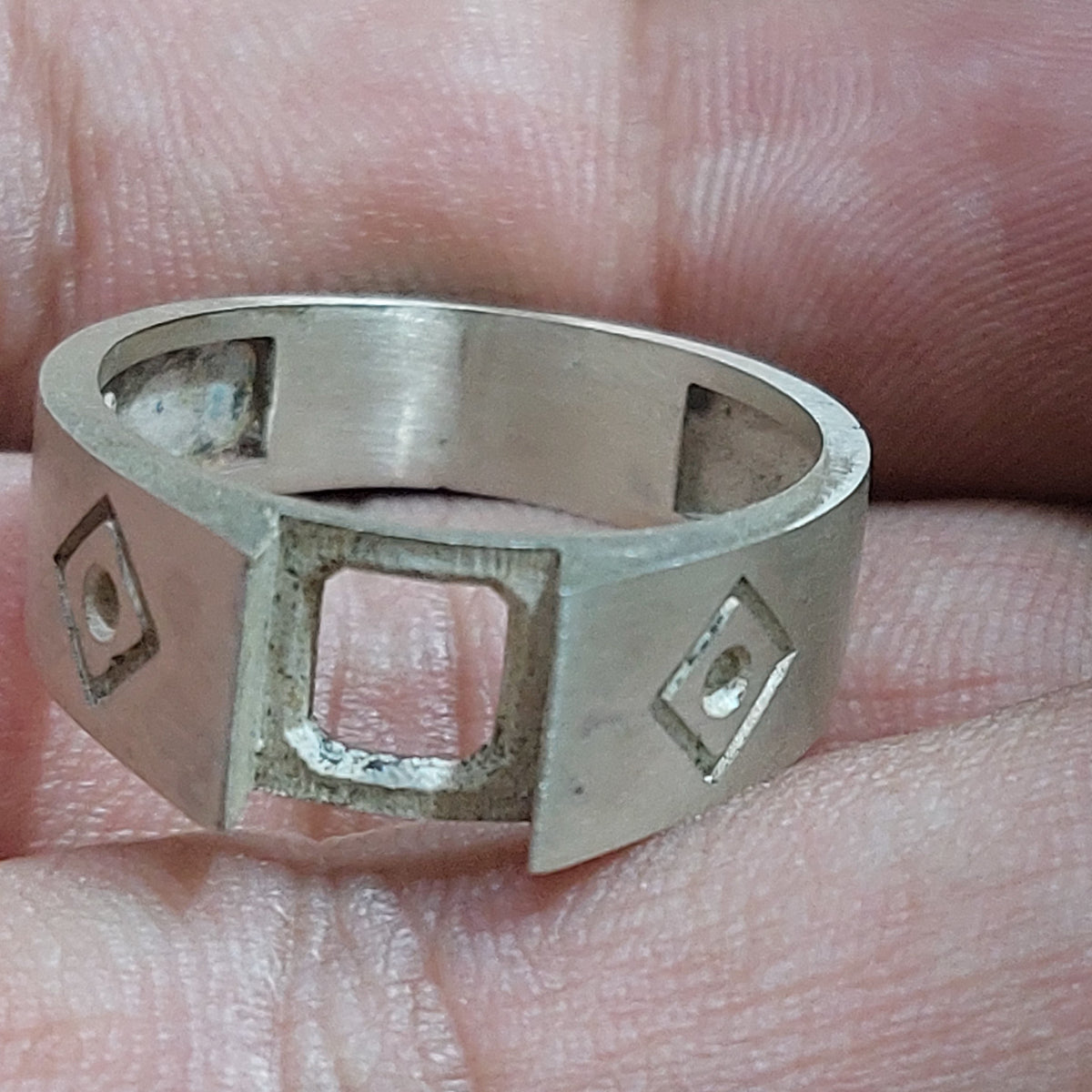 Silver Ring with Customizable Stone Color option